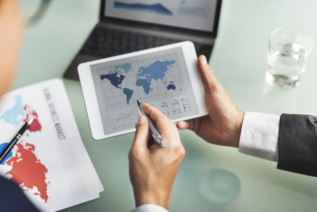 Importer of Record (IOR) & Exporter of Record (EOR) EU Guide